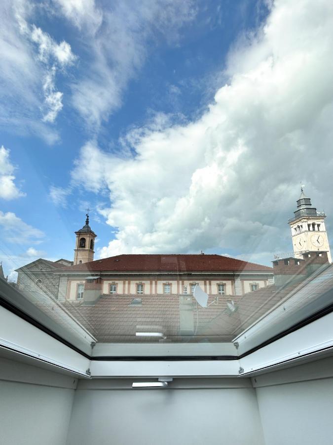 Apartamento La Loggia Dei Conti Cuneo Exterior foto